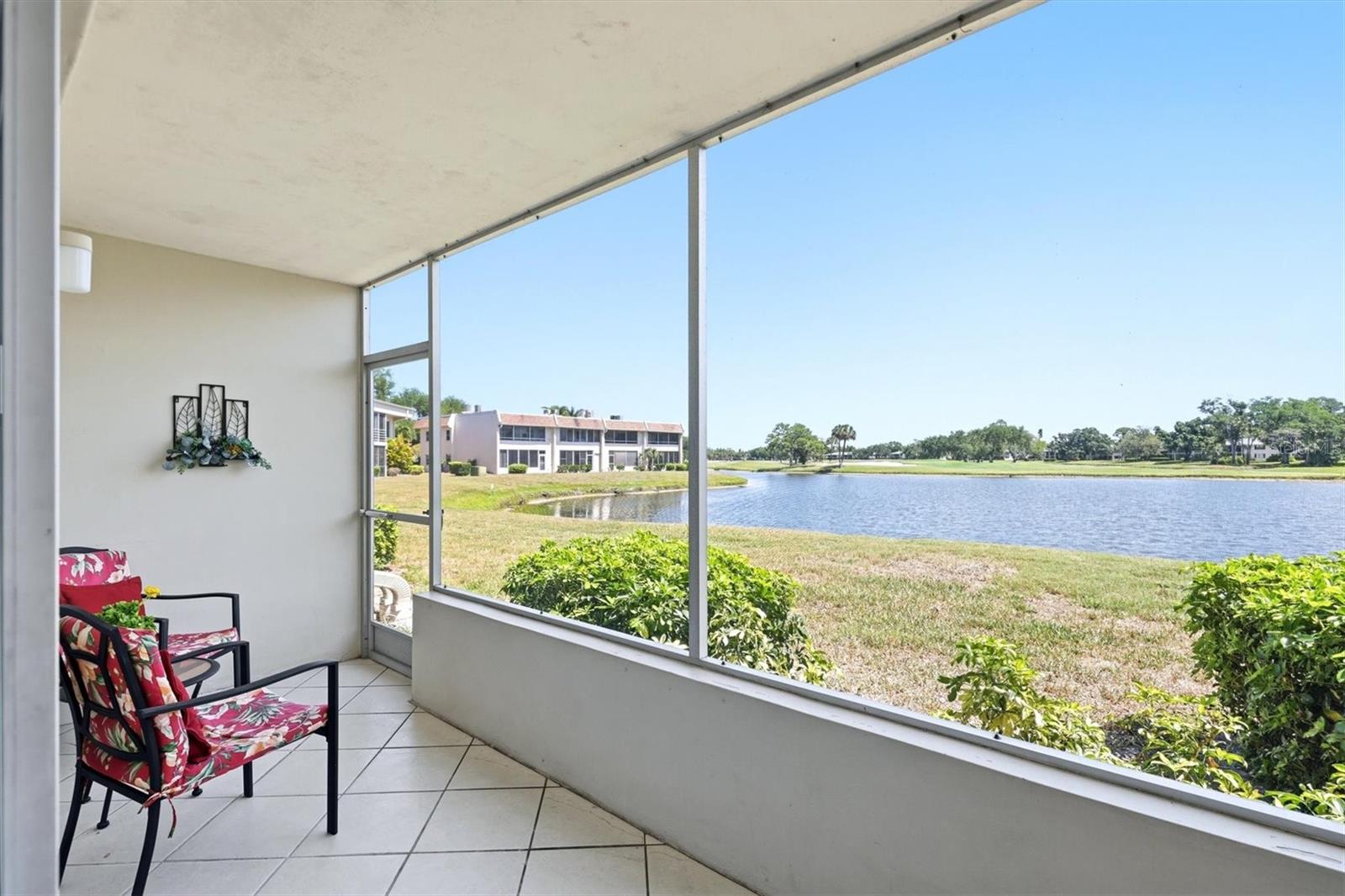 7271 W COUNTRY CLUB DR N #122, SARASOTA, FL, 34243