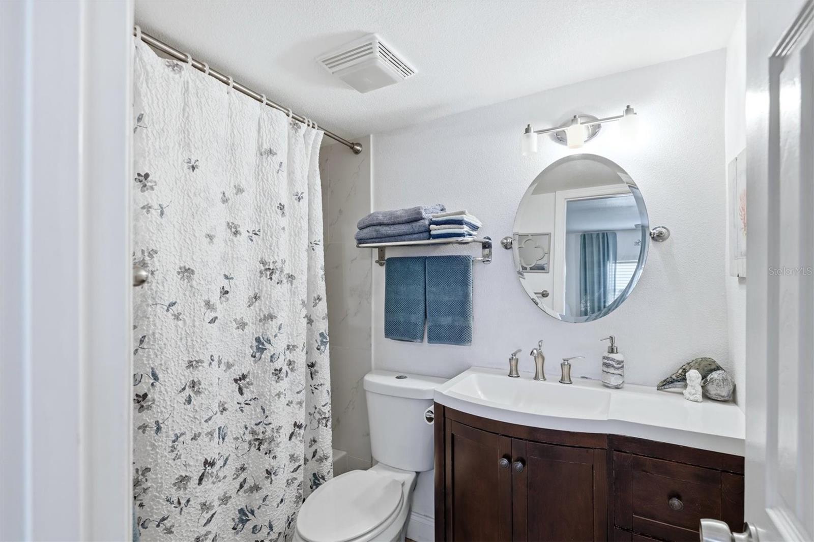 7271 W COUNTRY CLUB DR N #122, SARASOTA, FL, 34243