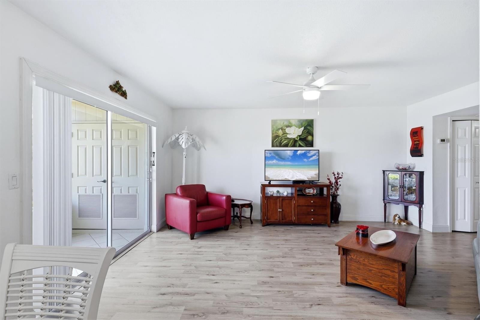 7271 W COUNTRY CLUB DR N #122, SARASOTA, FL, 34243