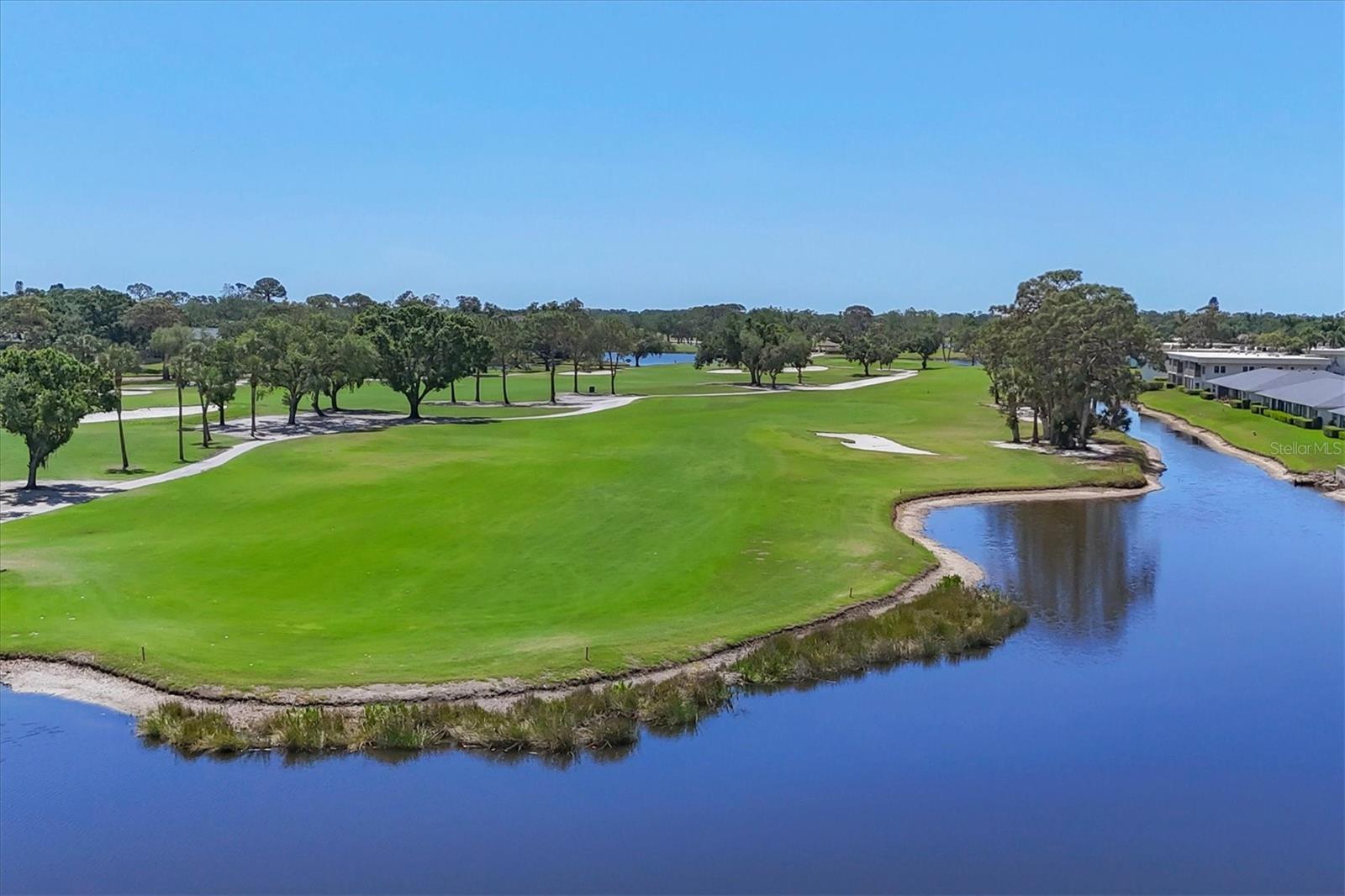 7271 W COUNTRY CLUB DR N #122, SARASOTA, FL, 34243
