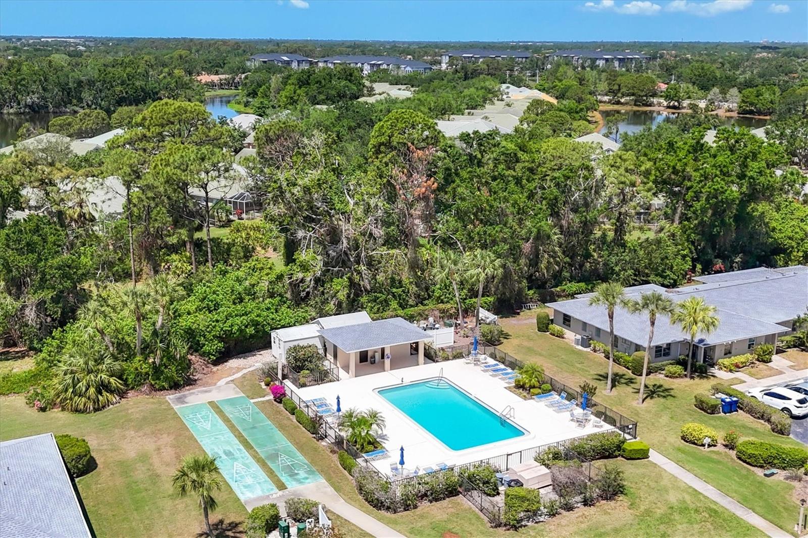7271 W COUNTRY CLUB DR N #122, SARASOTA, FL, 34243