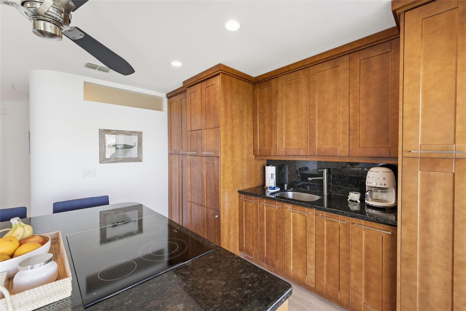 400 LARBOARD WAY #105, CLEARWATER BEACH, FL, 33767