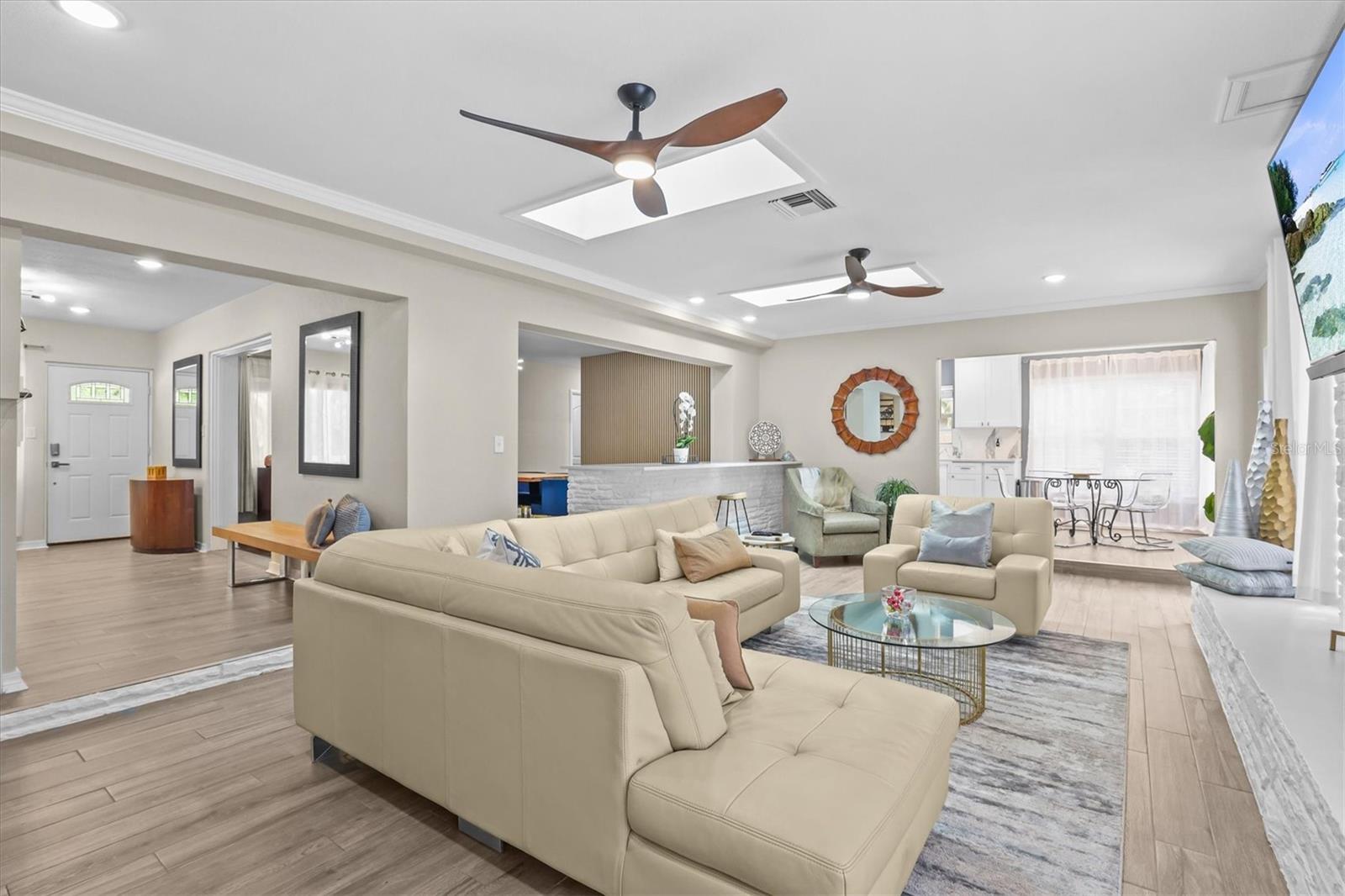 231 LIME CIR S, DUNEDIN, FL, 34698