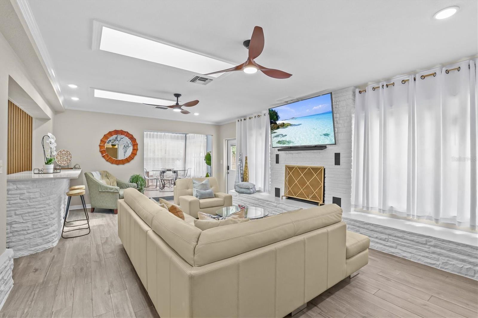 231 LIME CIR S, DUNEDIN, FL, 34698