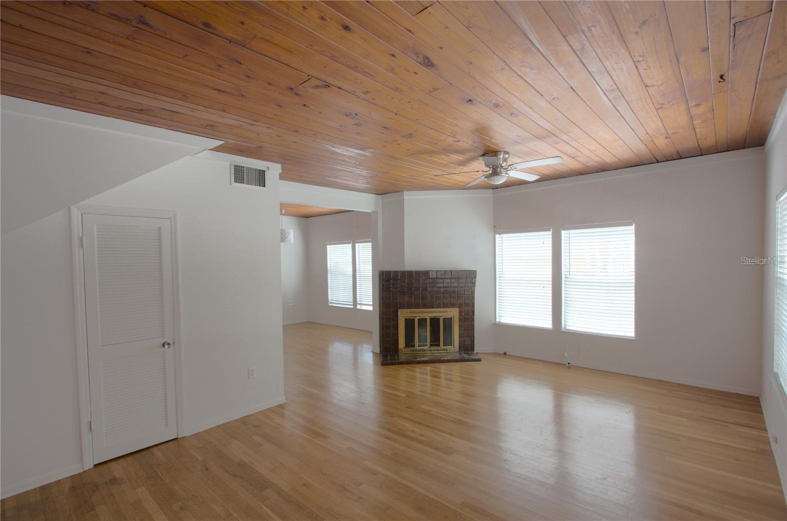 303 S OSPREY AVE #303, SARASOTA, FL, 34236