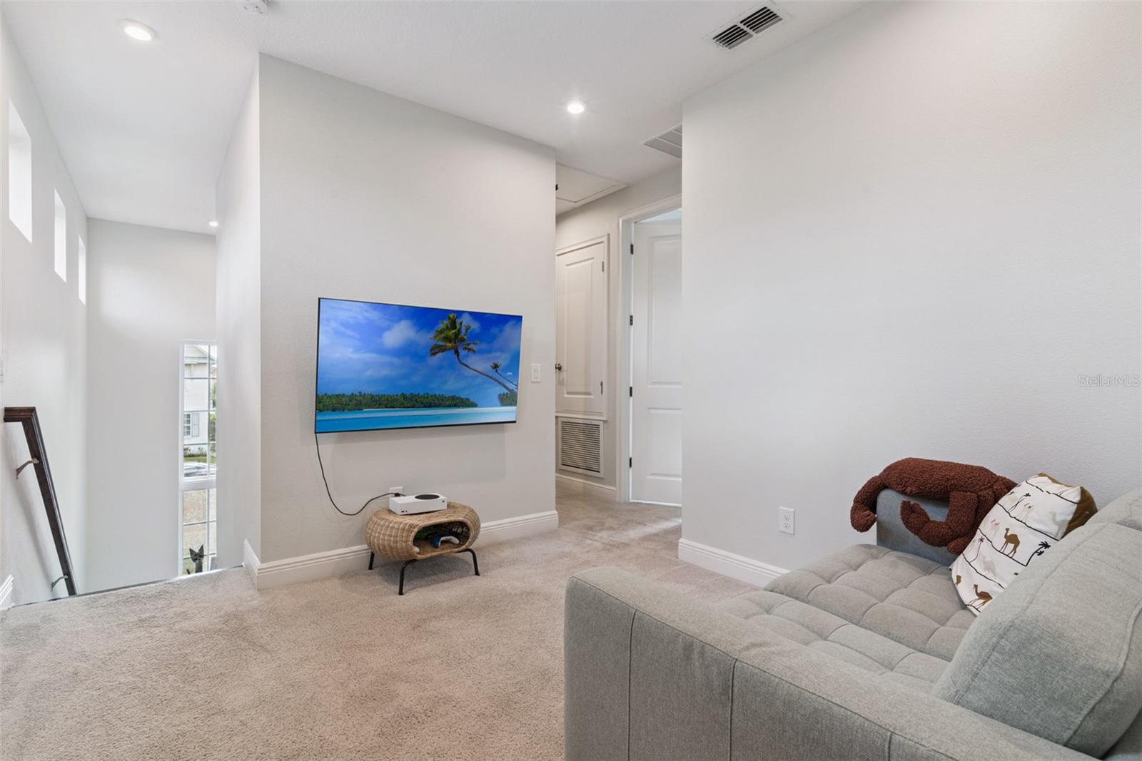 8439 NEMOURS PKWY, ORLANDO, FL, 32827