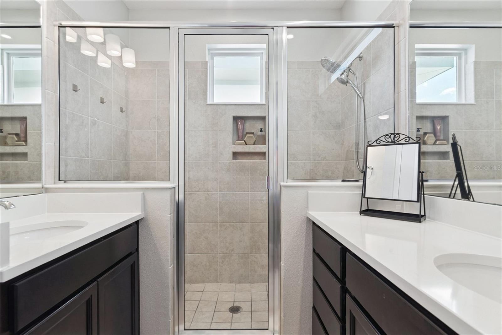 8439 NEMOURS PKWY, ORLANDO, FL, 32827