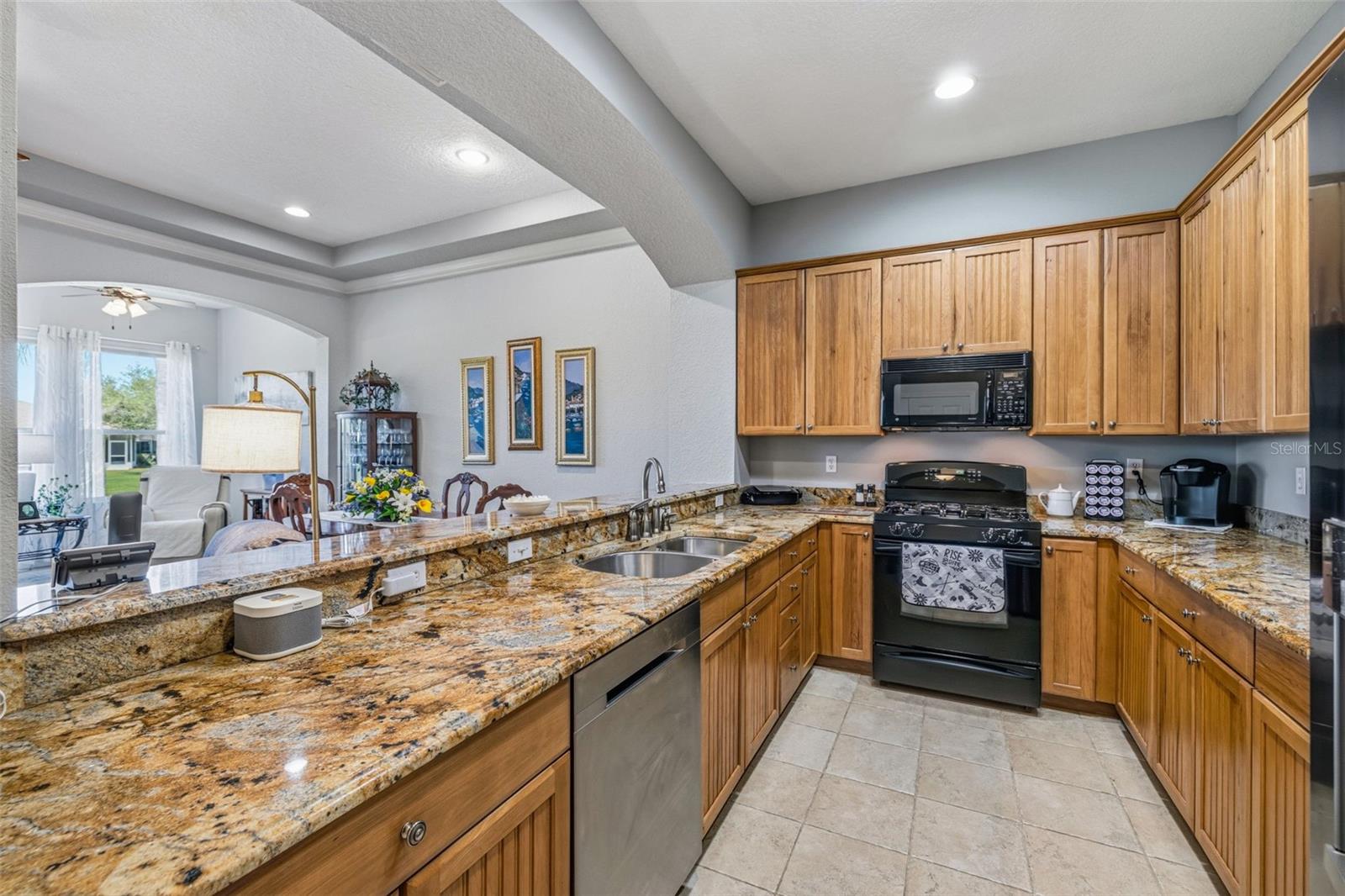 2410 KENSINGTON GREENS DR #5, SUN CITY CENTER, FL, 33573