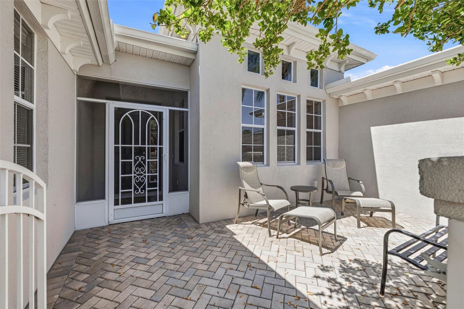 2410 KENSINGTON GREENS DR #5, SUN CITY CENTER, FL, 33573