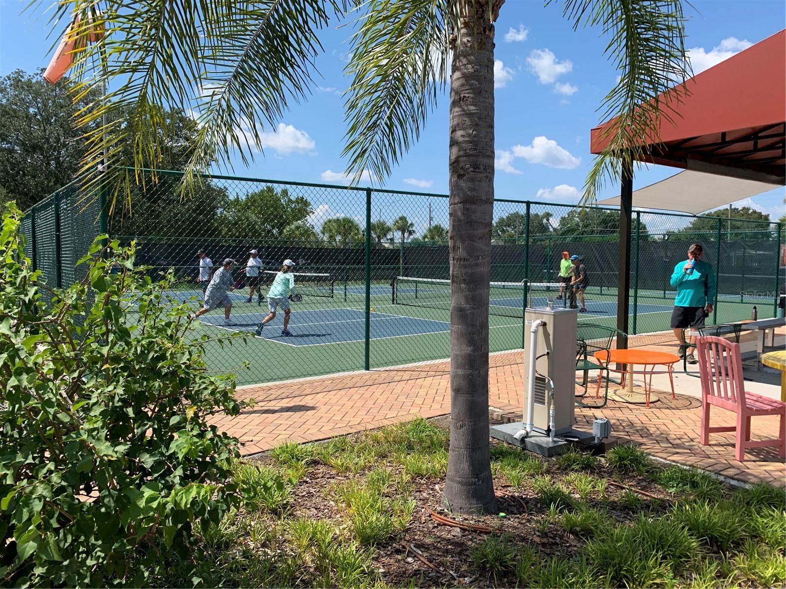 2410 KENSINGTON GREENS DR #5, SUN CITY CENTER, FL, 33573