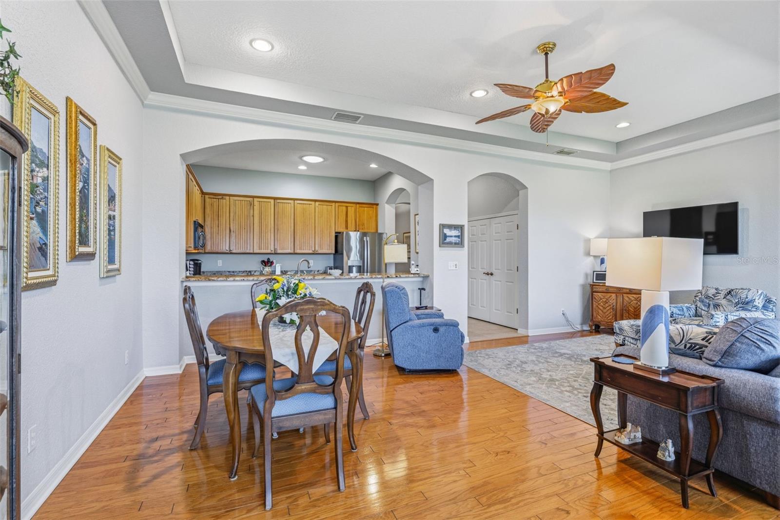 2410 KENSINGTON GREENS DR #5, SUN CITY CENTER, FL, 33573