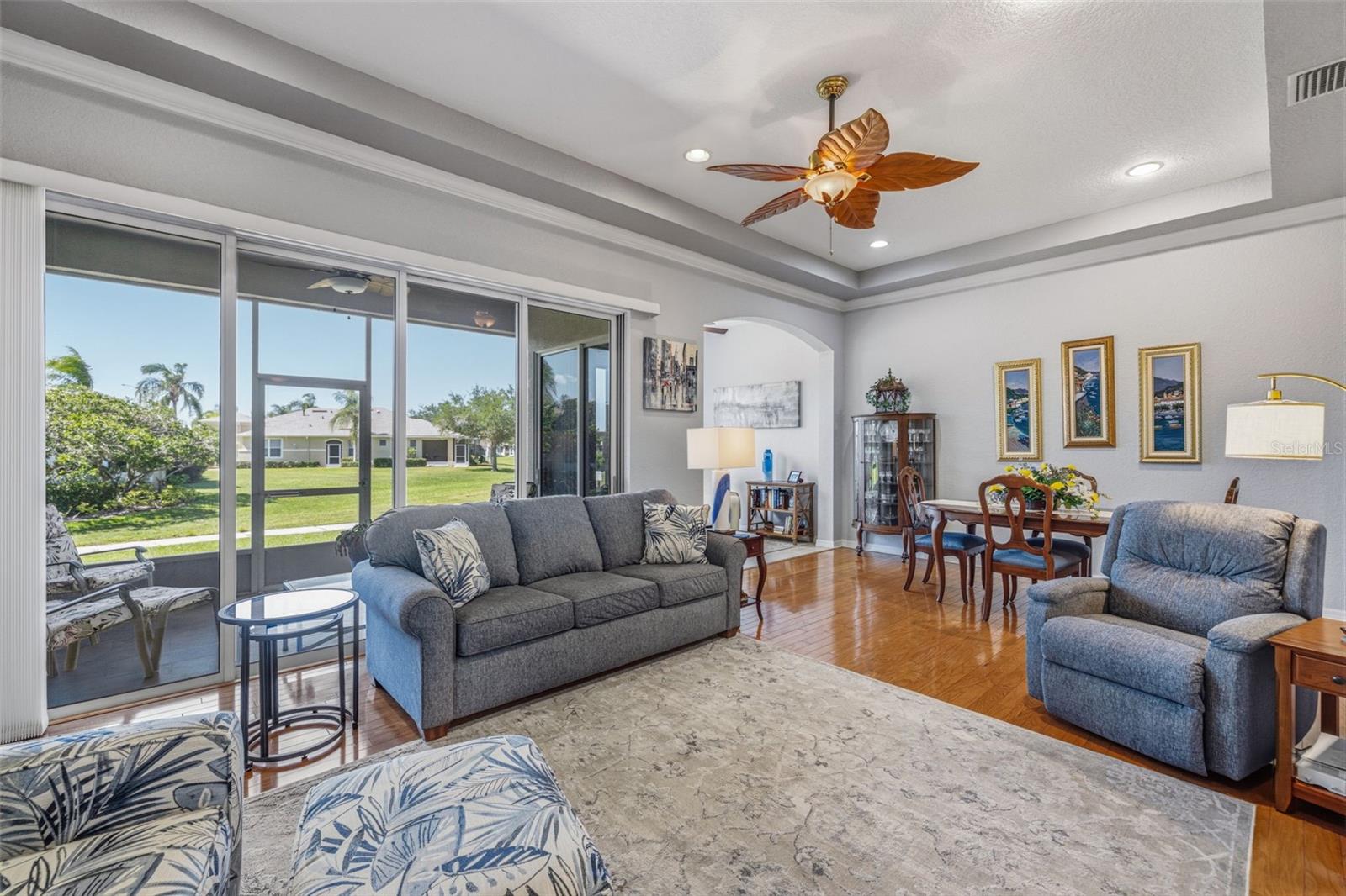 2410 KENSINGTON GREENS DR #5, SUN CITY CENTER, FL, 33573