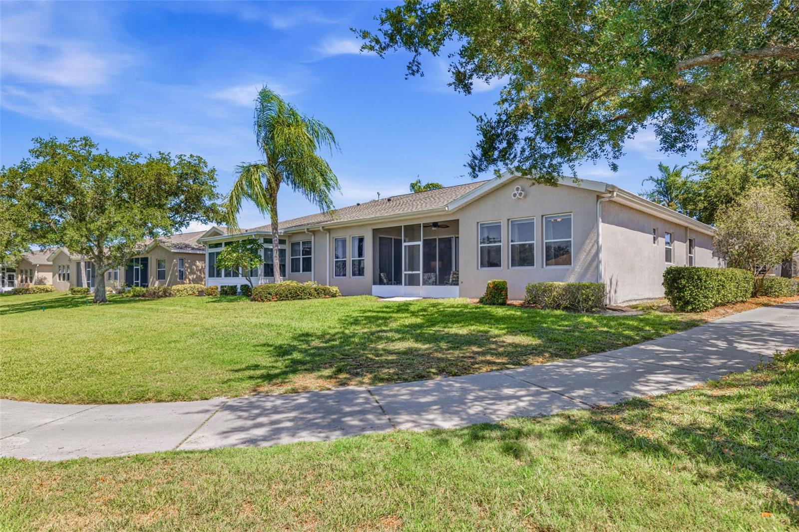 2410 KENSINGTON GREENS DR #5, SUN CITY CENTER, FL, 33573