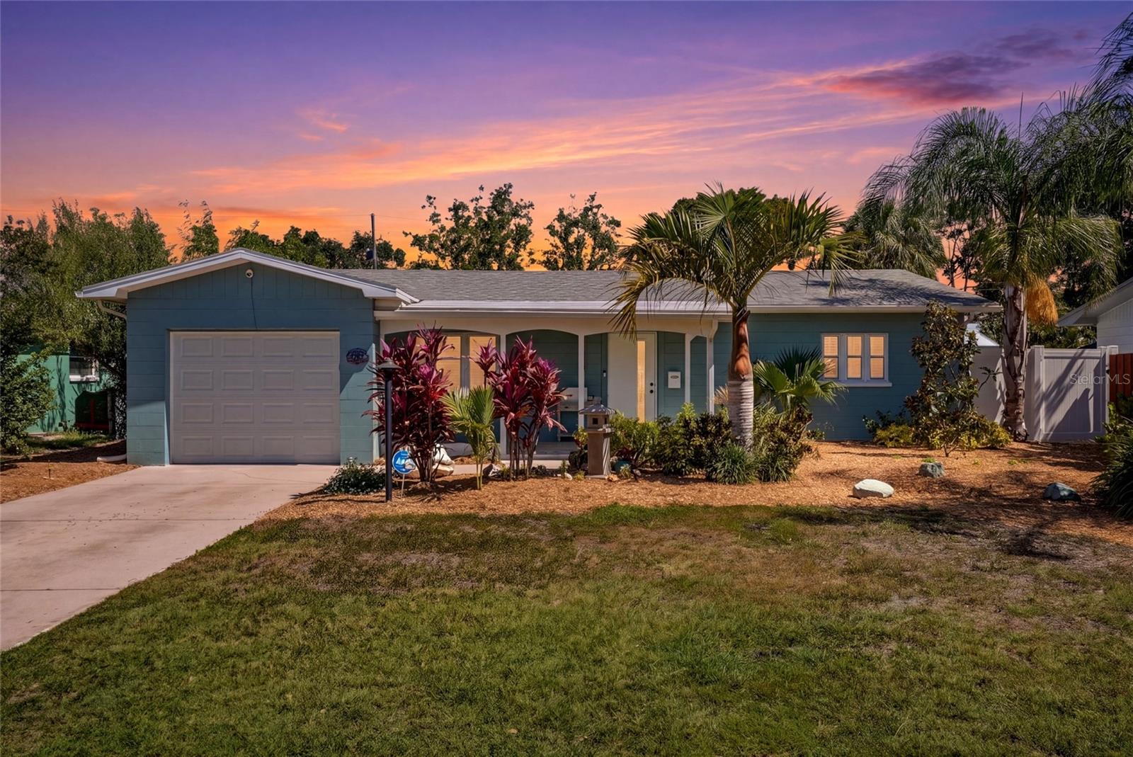743 43RD AVE NE, ST PETERSBURG, FL, 33703