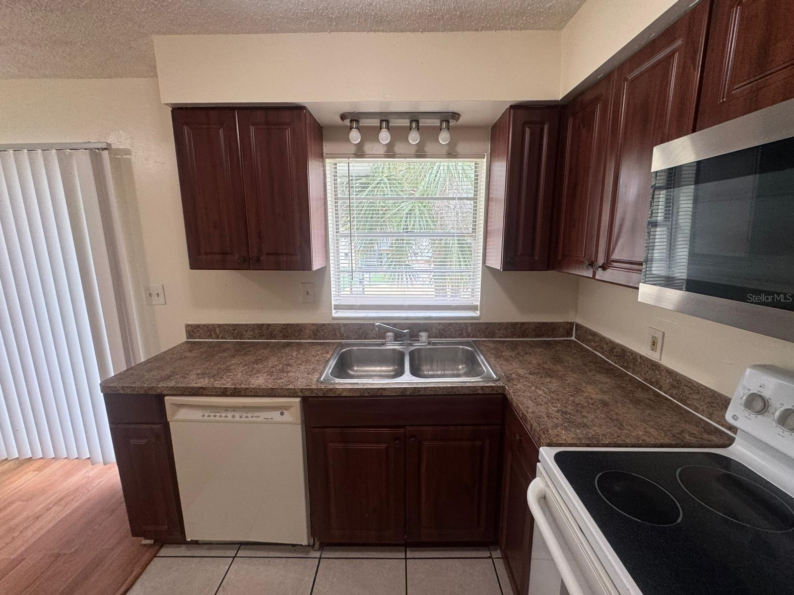 2800 E 113TH AVE #B1204, TAMPA, FL, 33612