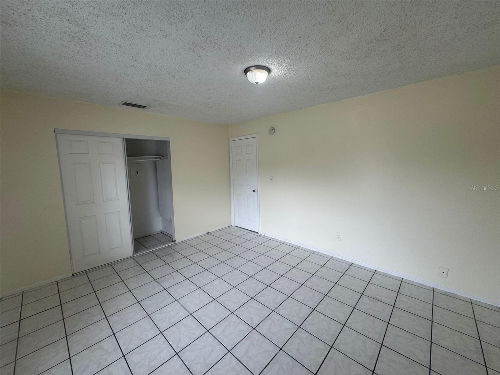 2800 E 113TH AVE #B1204, TAMPA, FL, 33612