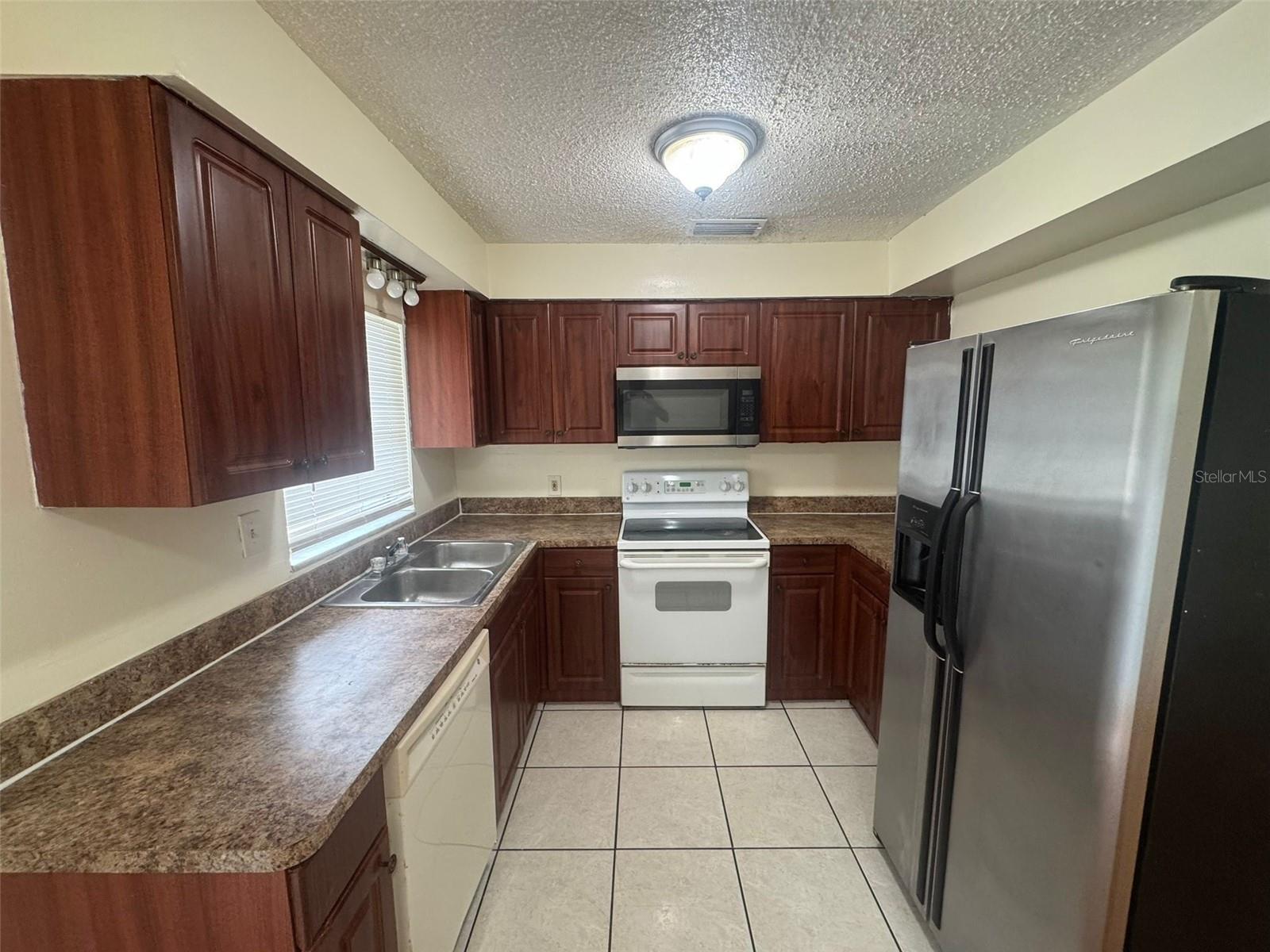 2800 E 113TH AVE #B1204, TAMPA, FL, 33612
