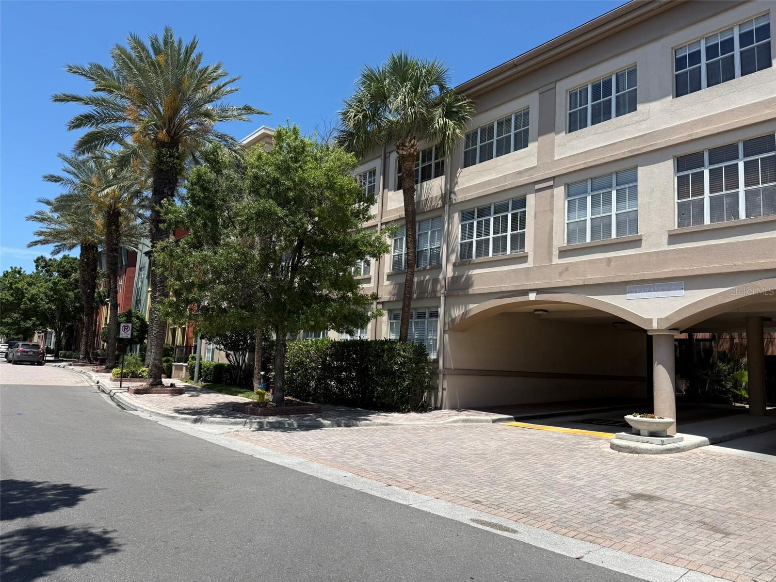 402 S ARMENIA AVE #114, TAMPA, FL, 33609