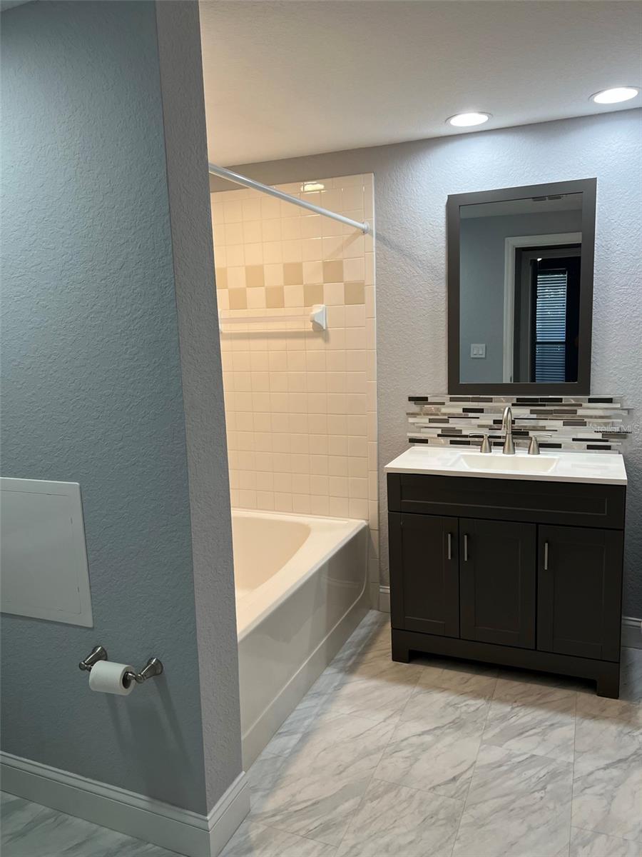 402 S ARMENIA AVE #114, TAMPA, FL, 33609