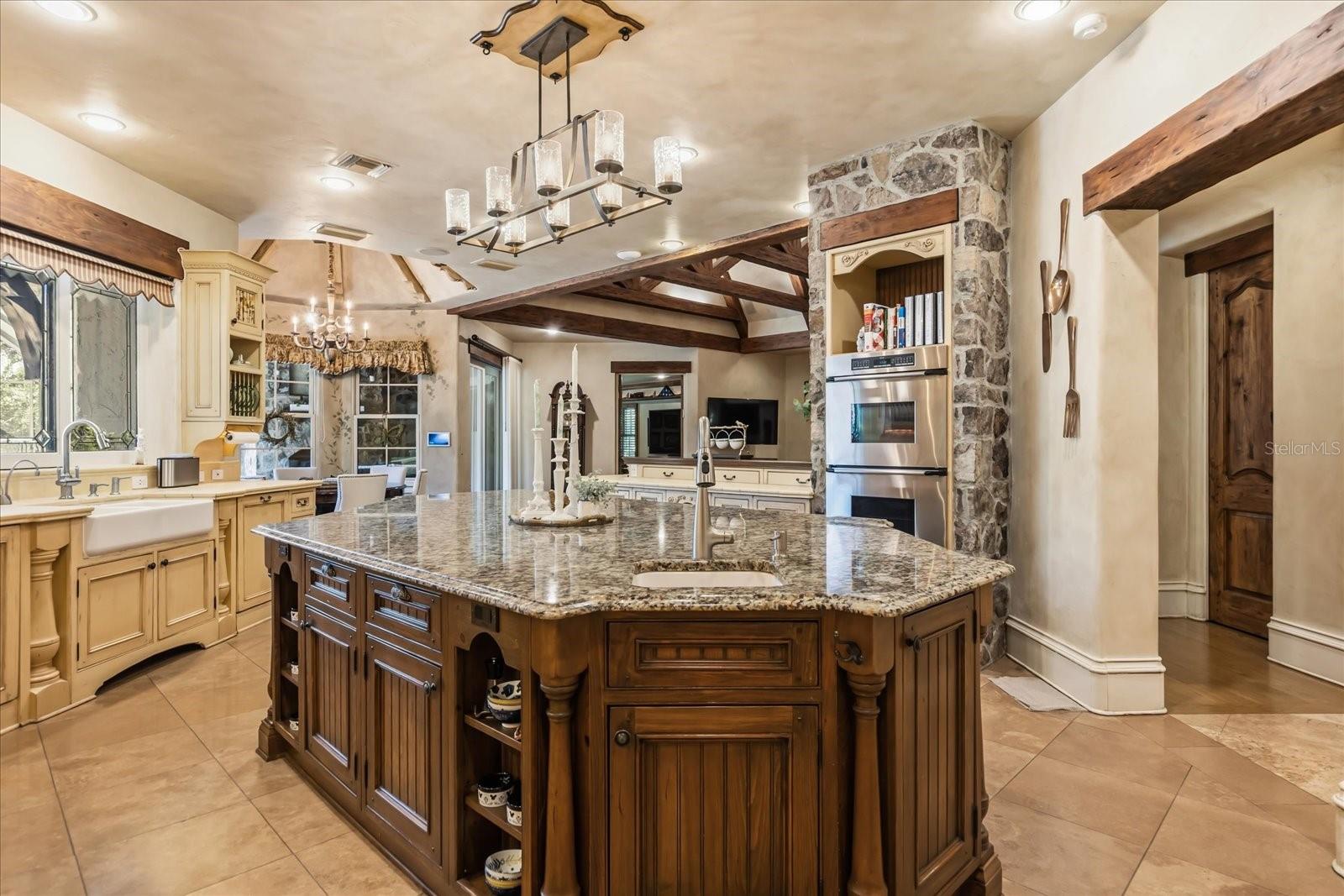 2878 MARKHAM WOODS RD, LONGWOOD, FL, 32779