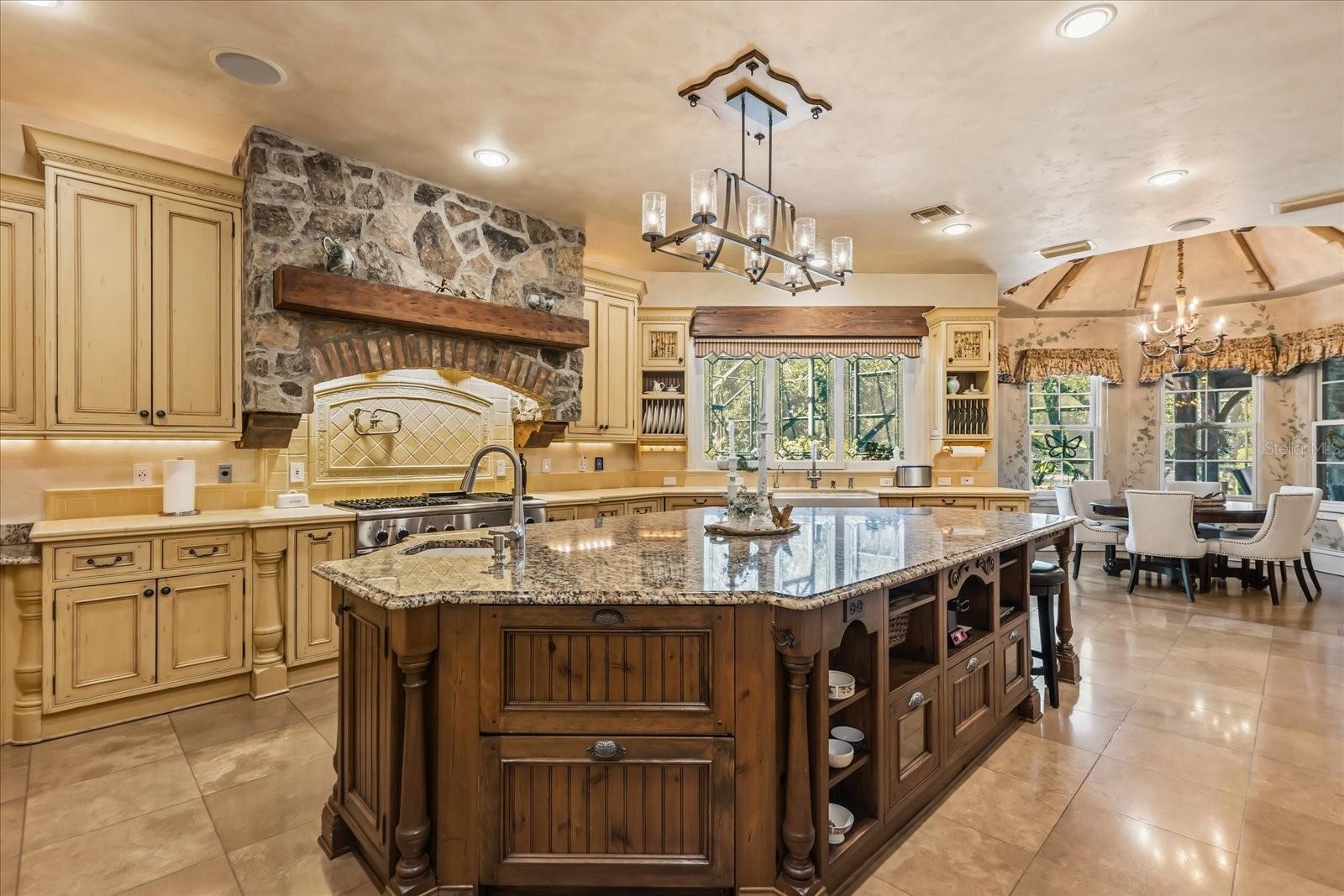 2878 MARKHAM WOODS RD, LONGWOOD, FL, 32779