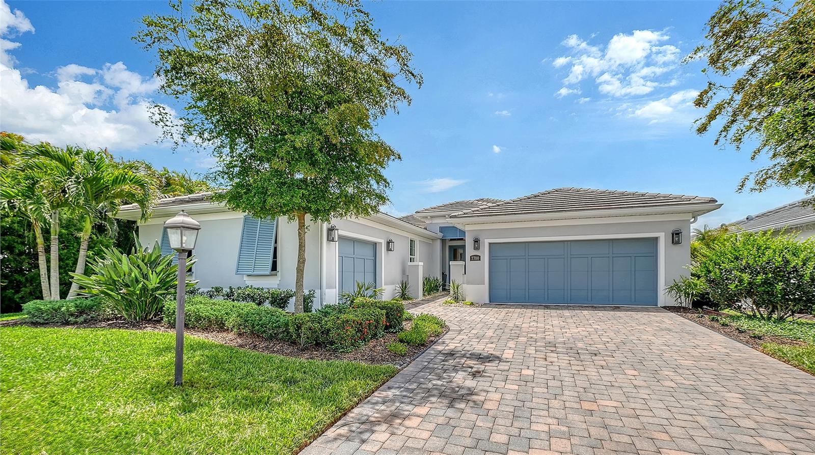 7700 SANDHILL LAKE DR, SARASOTA, FL, 34241