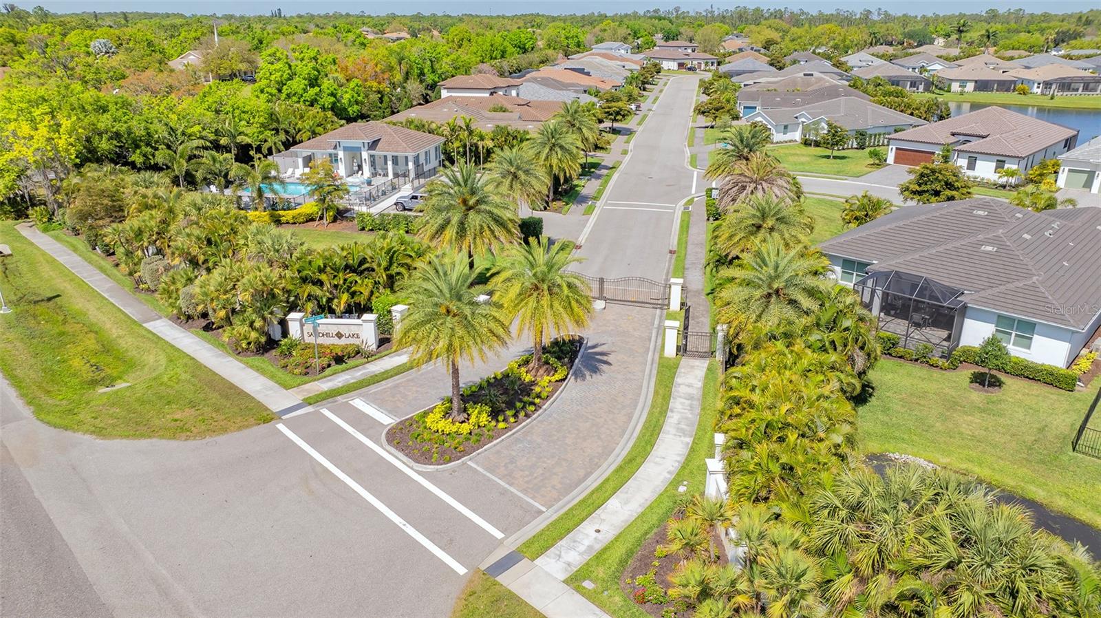 7700 SANDHILL LAKE DR, SARASOTA, FL, 34241