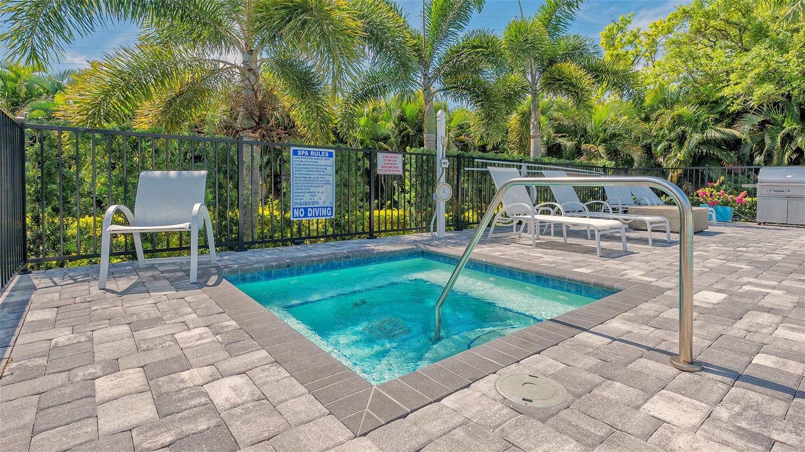 7700 SANDHILL LAKE DR, SARASOTA, FL, 34241