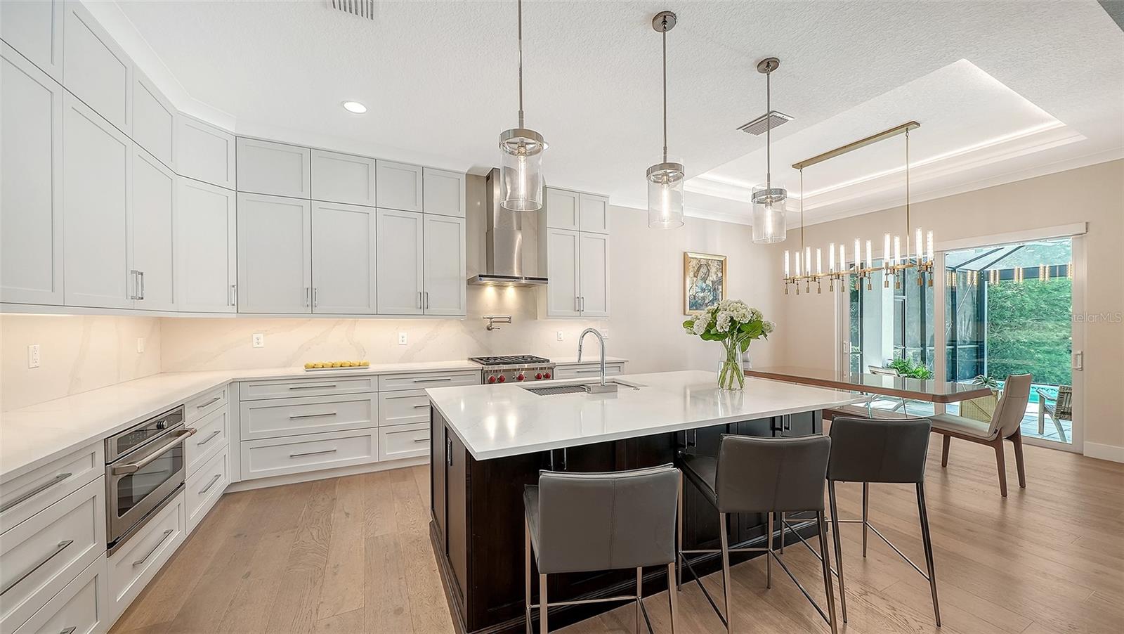 7700 SANDHILL LAKE DR, SARASOTA, FL, 34241