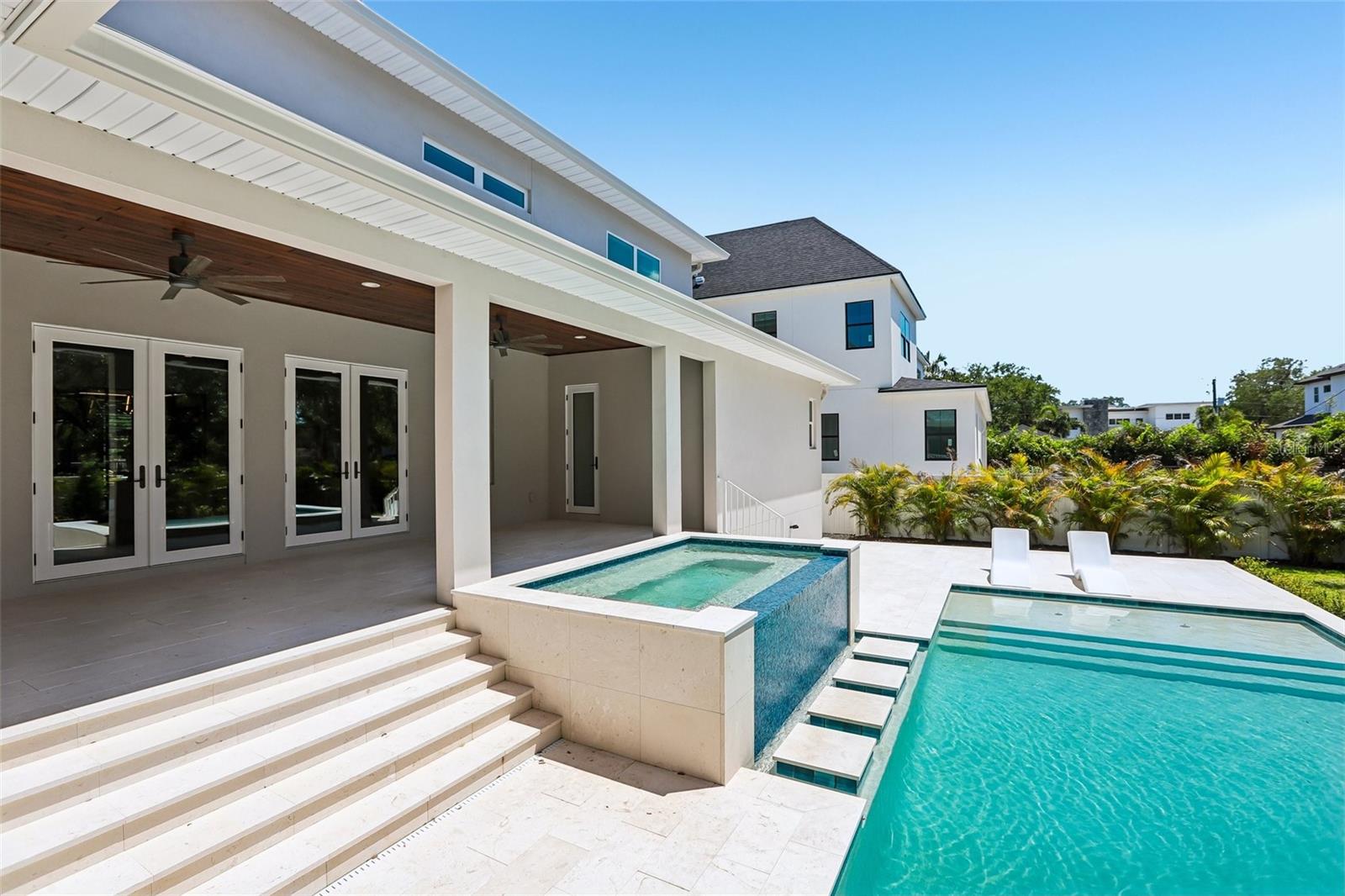 3013 S WEST SHORE BLVD, TAMPA, FL, 33629