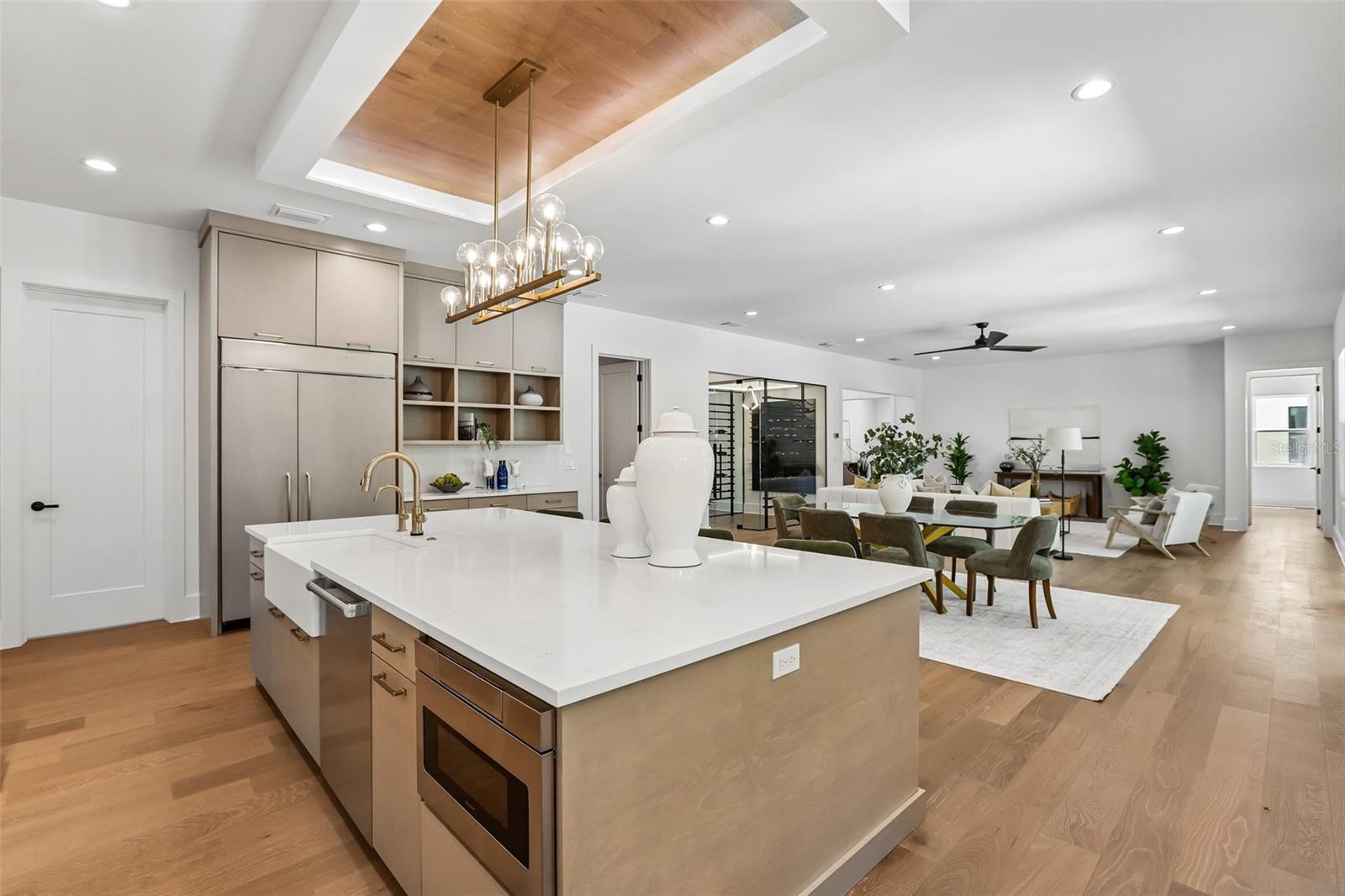 3013 S WEST SHORE BLVD, TAMPA, FL, 33629