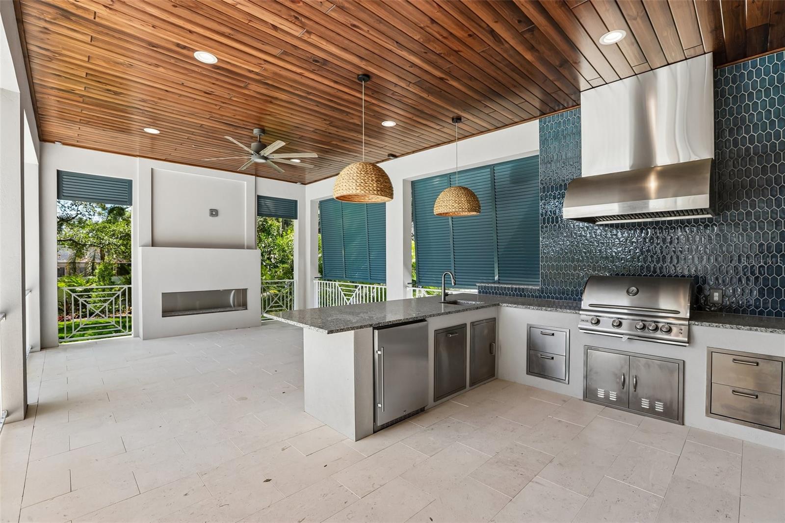 3013 S WEST SHORE BLVD, TAMPA, FL, 33629