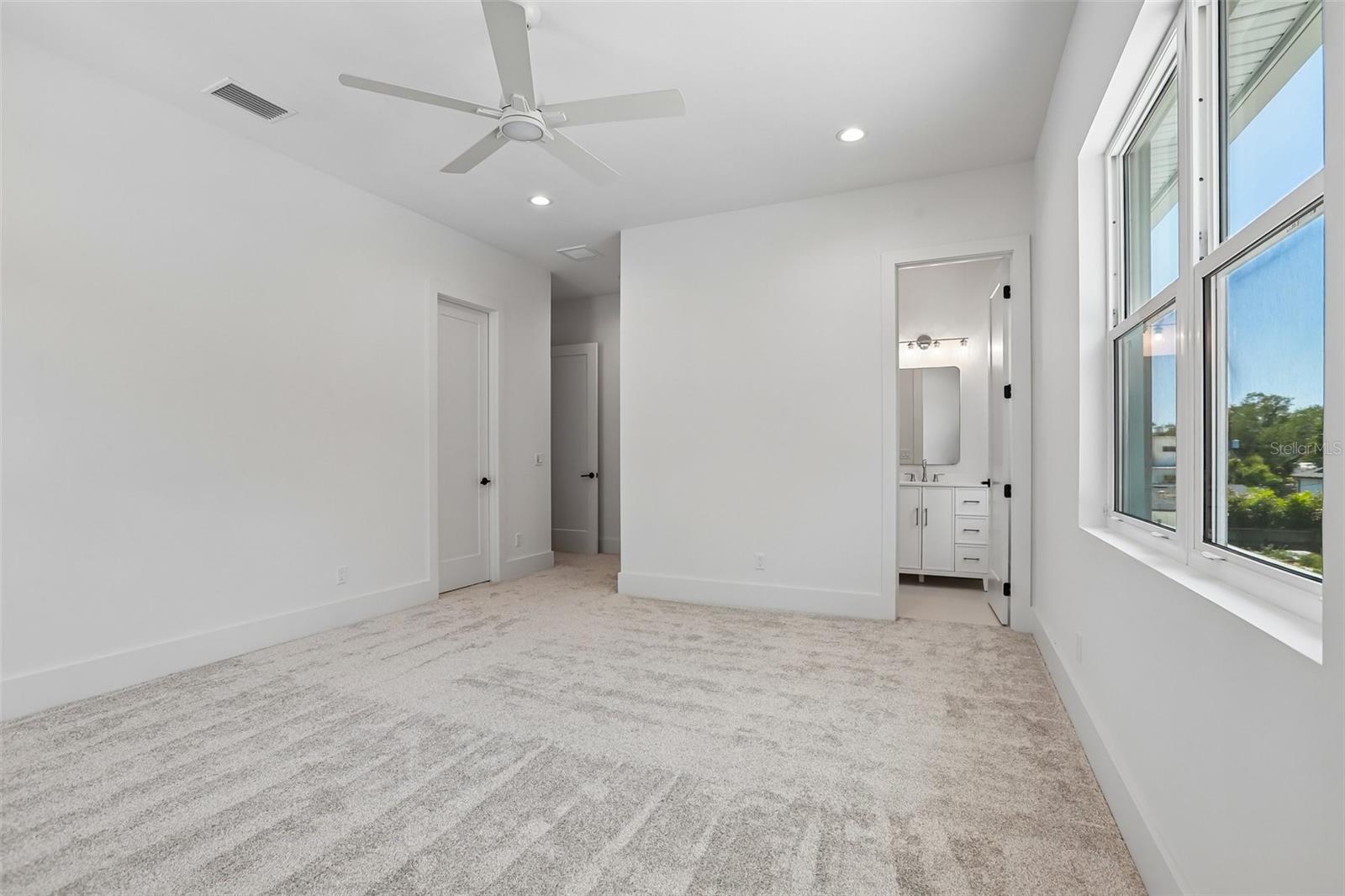 3013 S WEST SHORE BLVD, TAMPA, FL, 33629