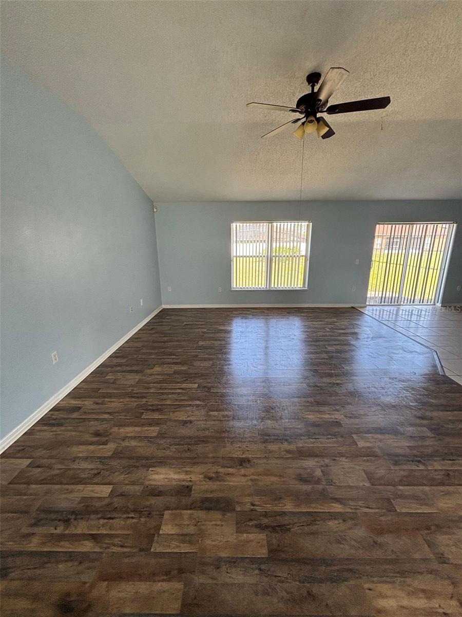 1001 EIFFEL LN, KISSIMMEE, FL, 34759