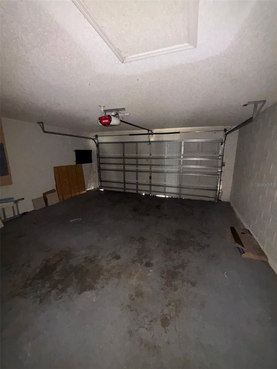 1001 EIFFEL LN, KISSIMMEE, FL, 34759