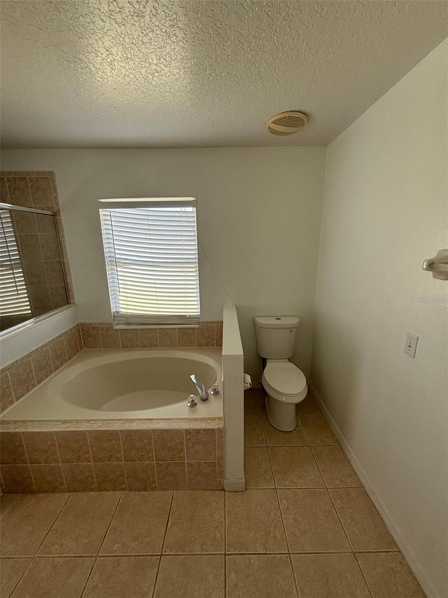 1001 EIFFEL LN, KISSIMMEE, FL, 34759