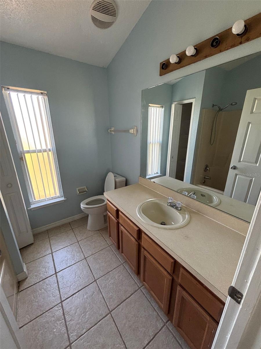 1001 EIFFEL LN, KISSIMMEE, FL, 34759