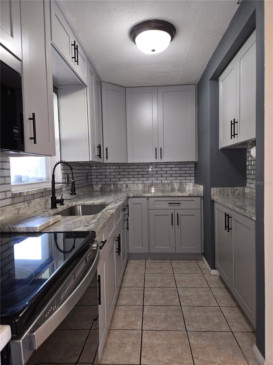 4202 CROSSEN DR, ORLANDO, FL, 32822
