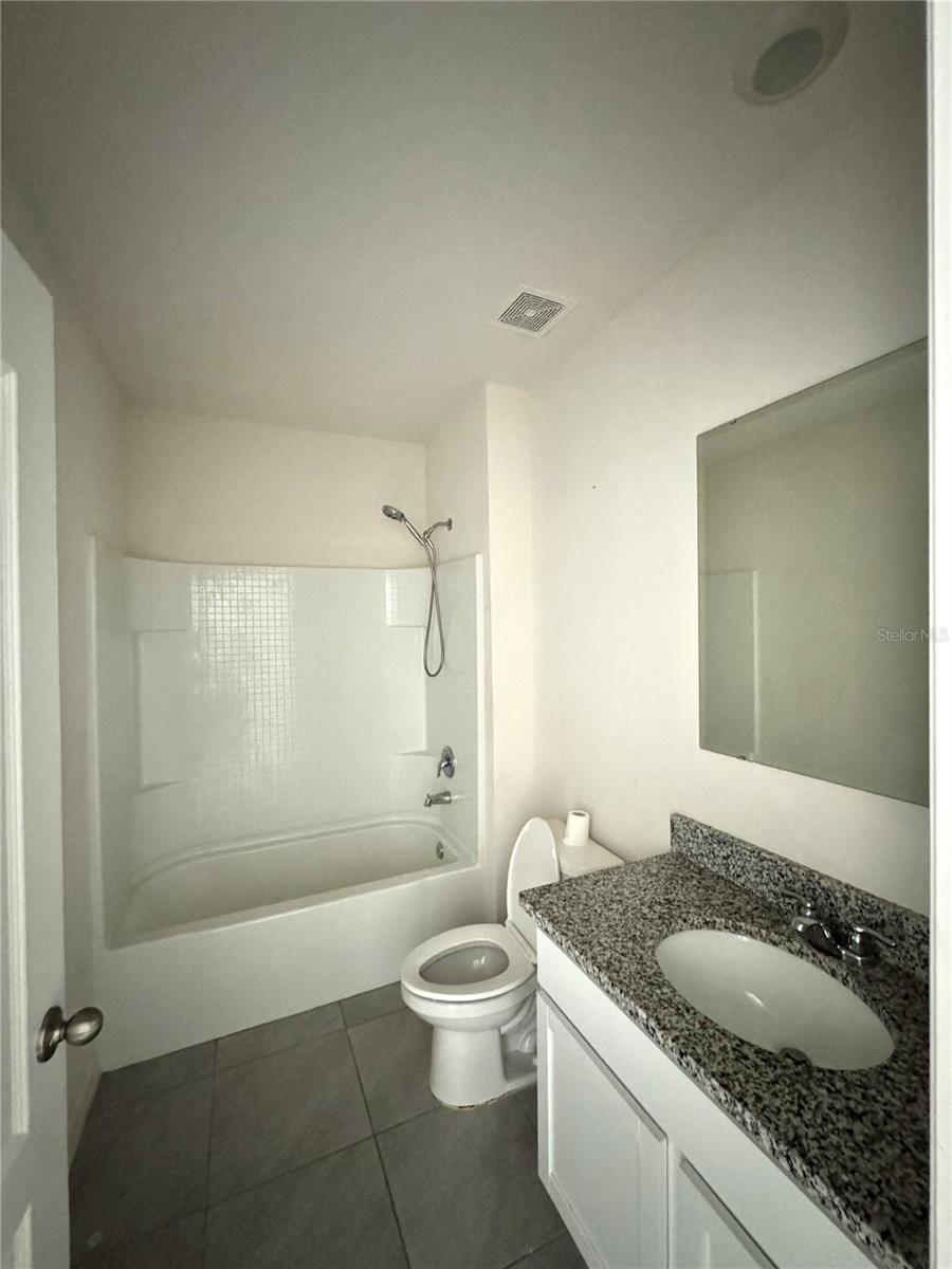 1325 WINTER GRAY CIR, DELTONA, FL, 32738
