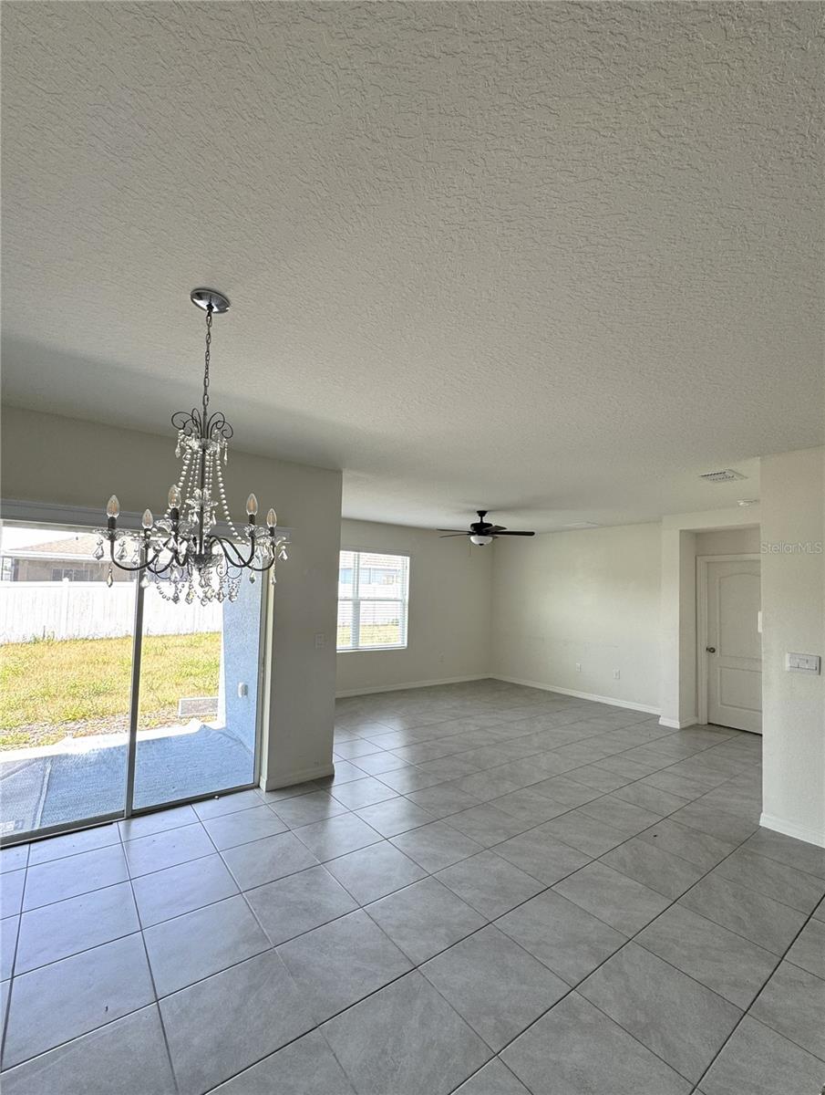 1325 WINTER GRAY CIR, DELTONA, FL, 32738