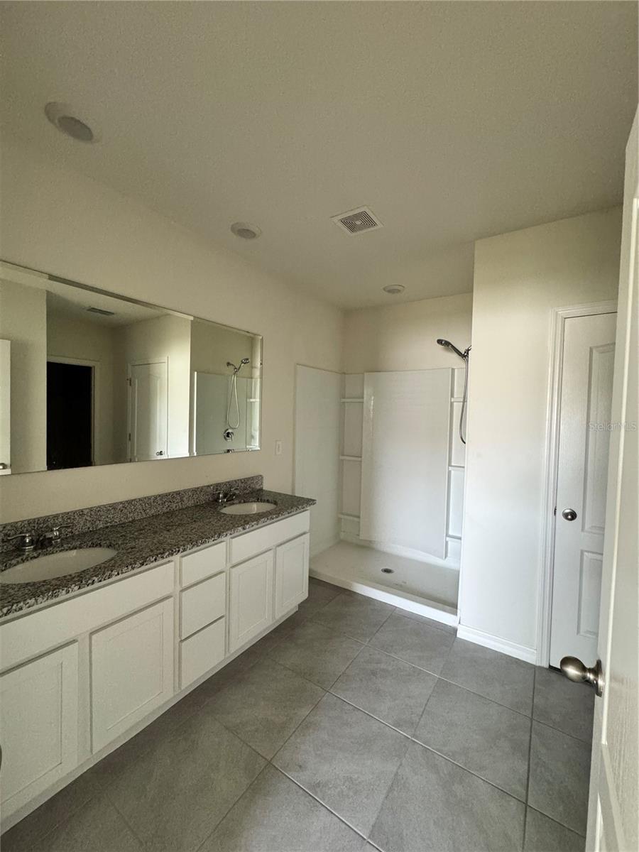 1325 WINTER GRAY CIR, DELTONA, FL, 32738