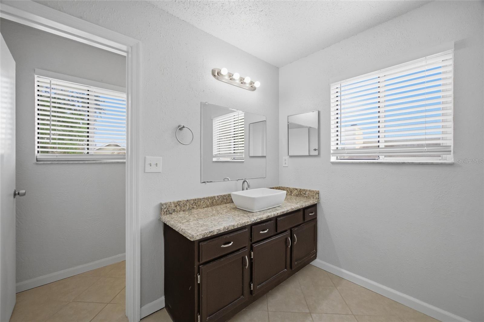 1441 MONTE LAKE DR, VALRICO, FL, 33596