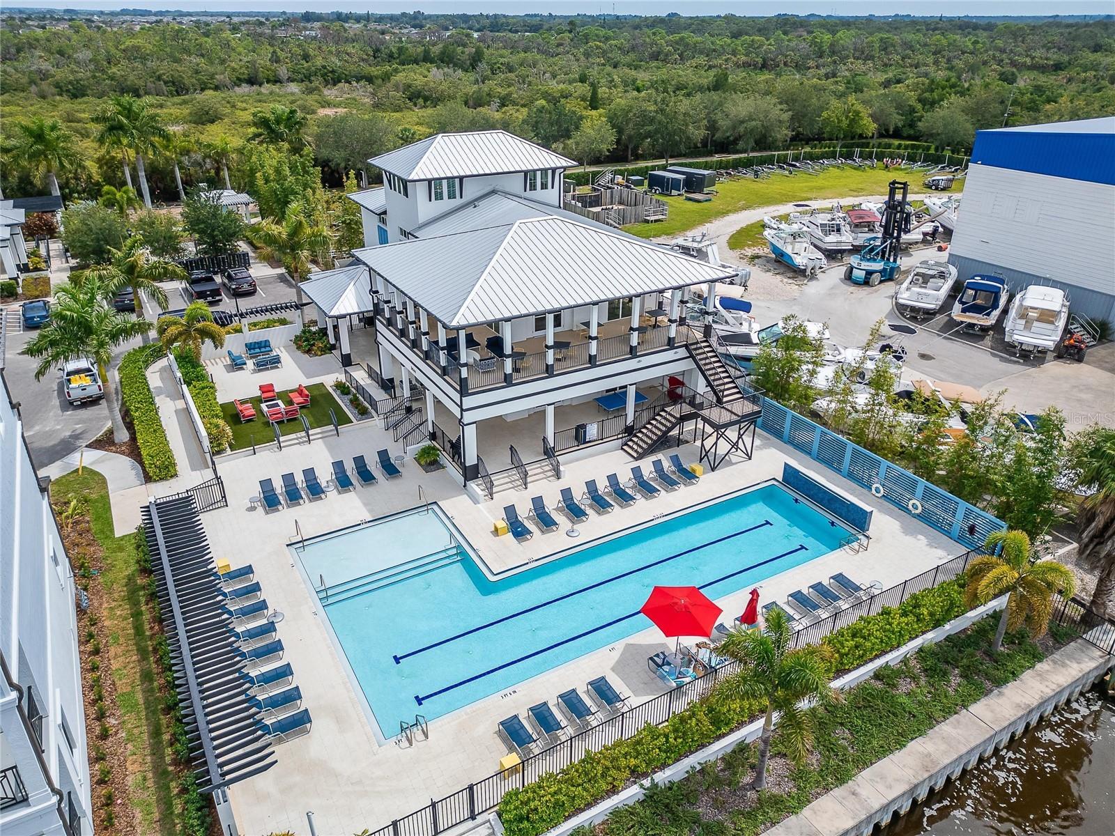 1075 SEAGRAPE DR, RUSKIN, FL, 33570