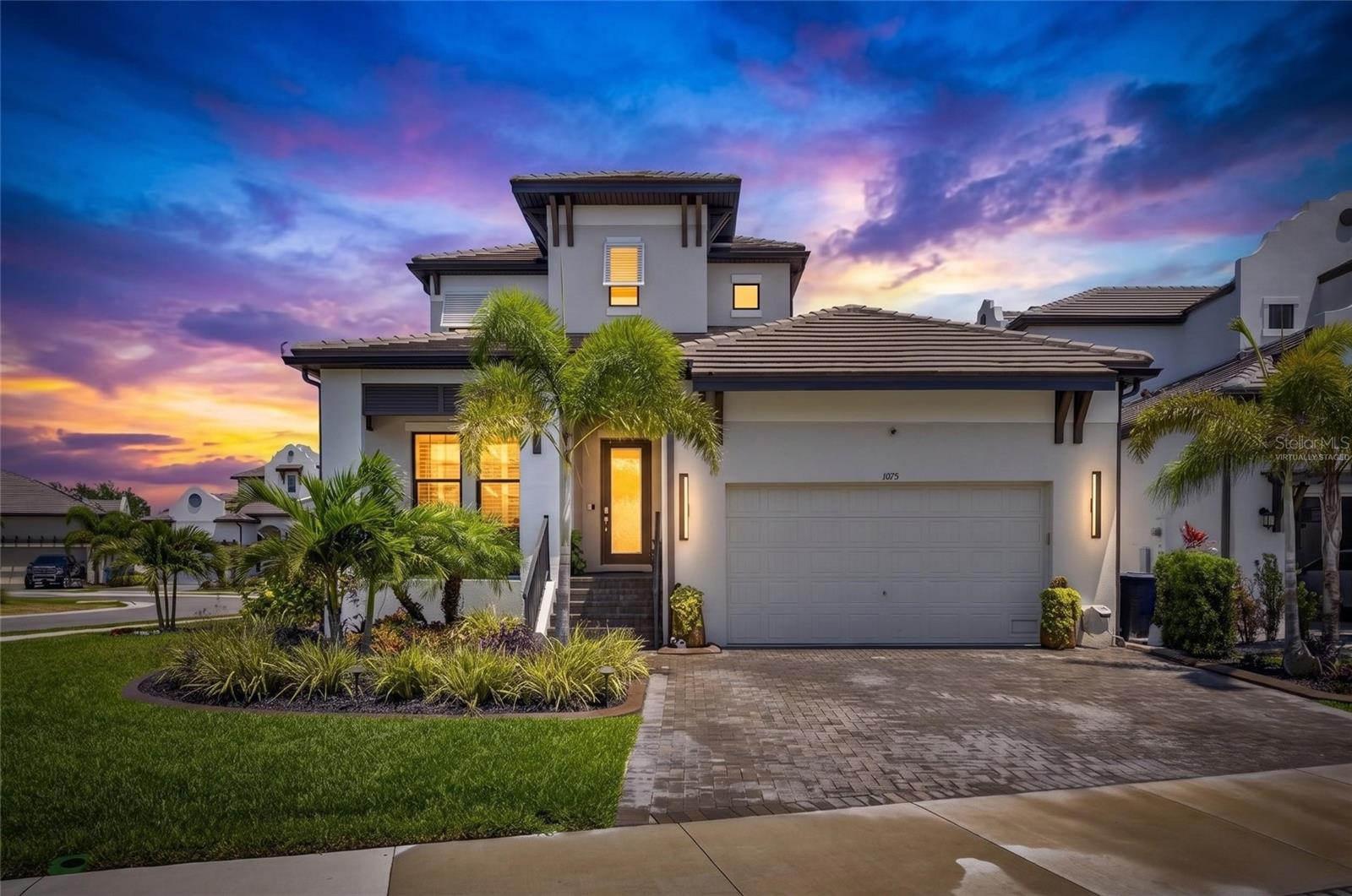 1075 SEAGRAPE DR, RUSKIN, FL, 33570
