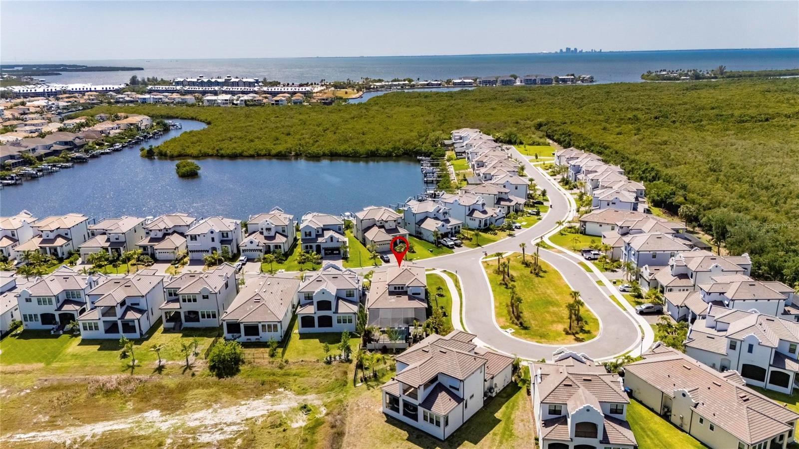 1075 SEAGRAPE DR, RUSKIN, FL, 33570