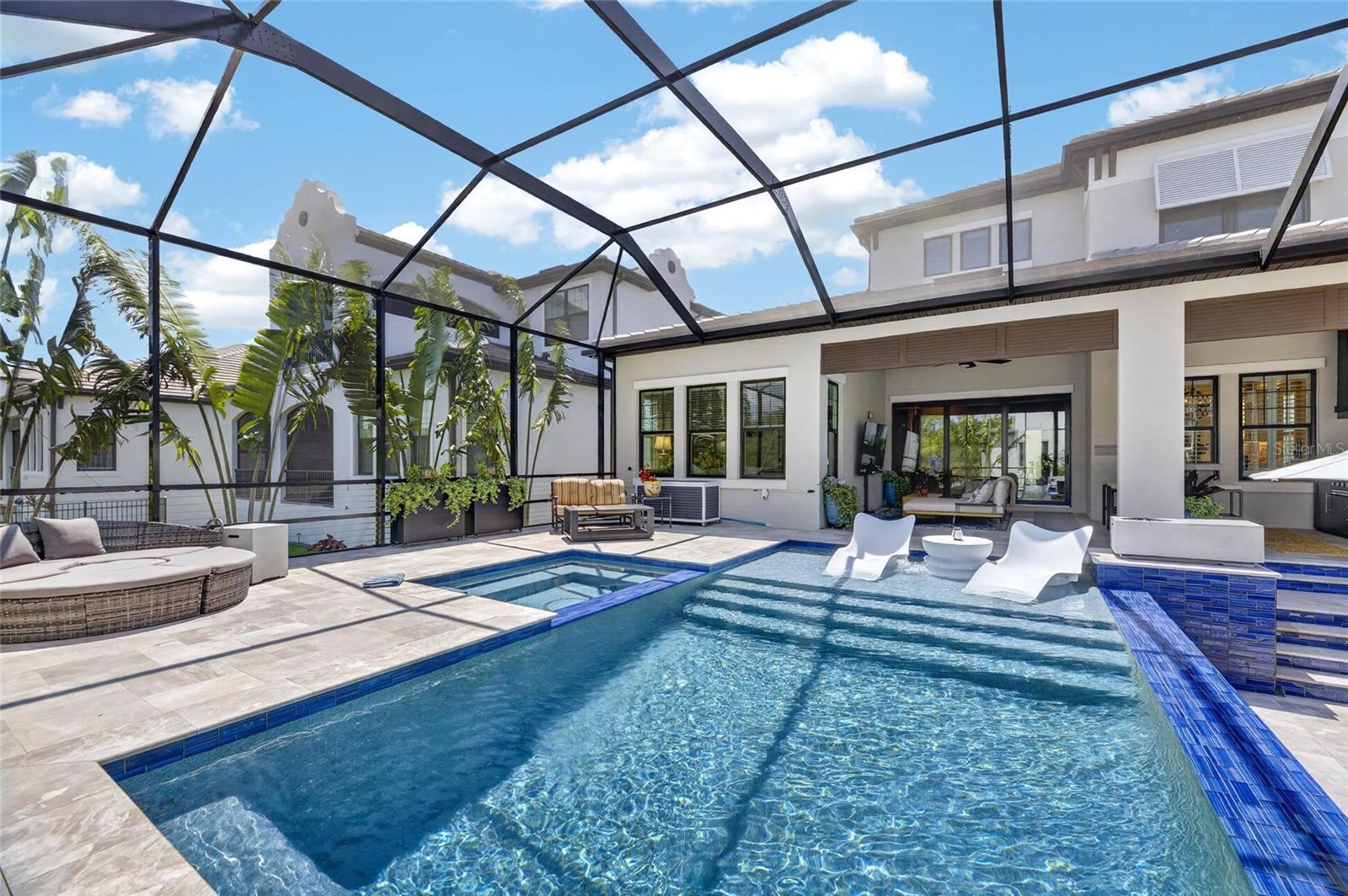 1075 SEAGRAPE DR, RUSKIN, FL, 33570