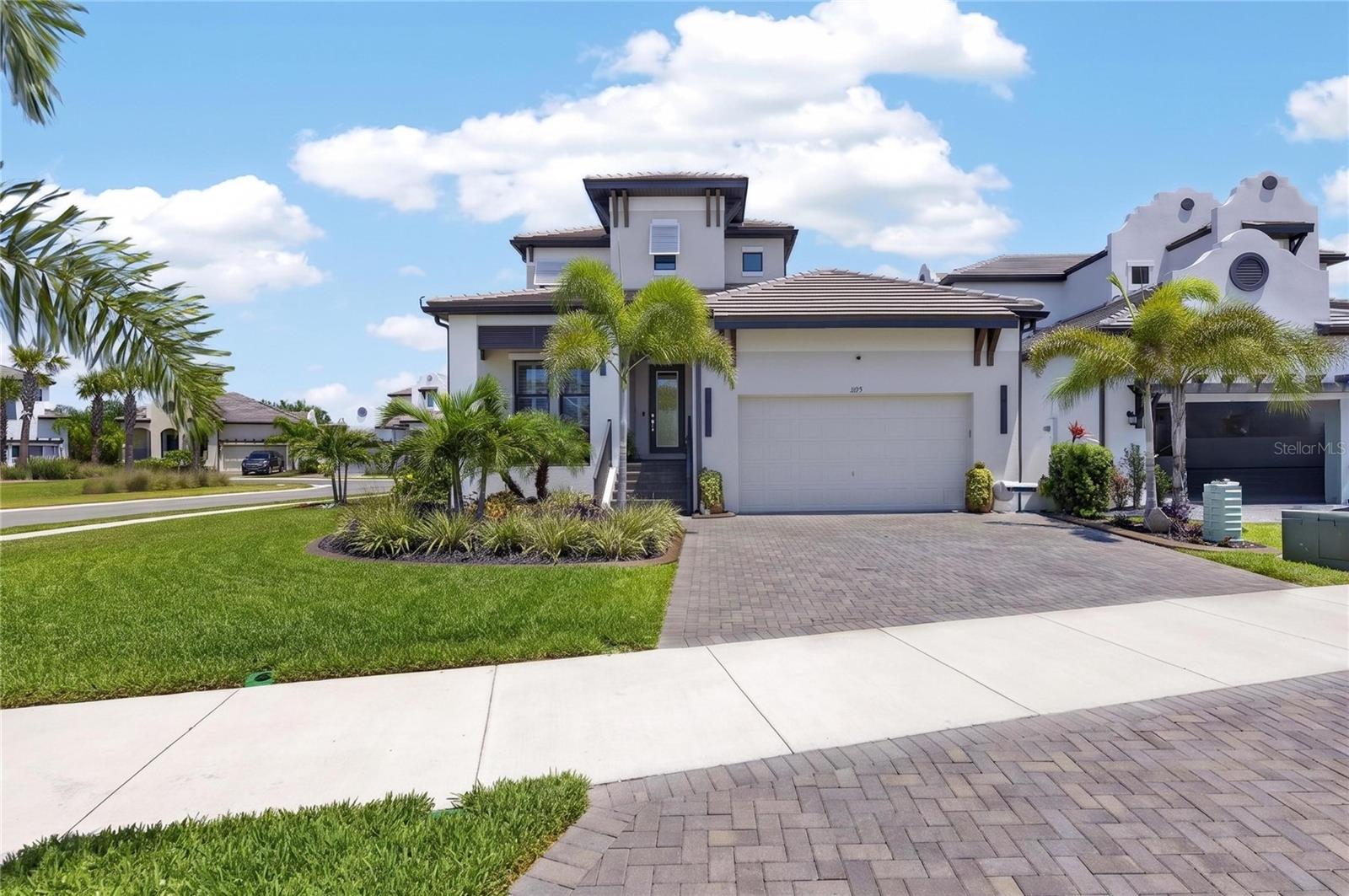 1075 SEAGRAPE DR, RUSKIN, FL, 33570