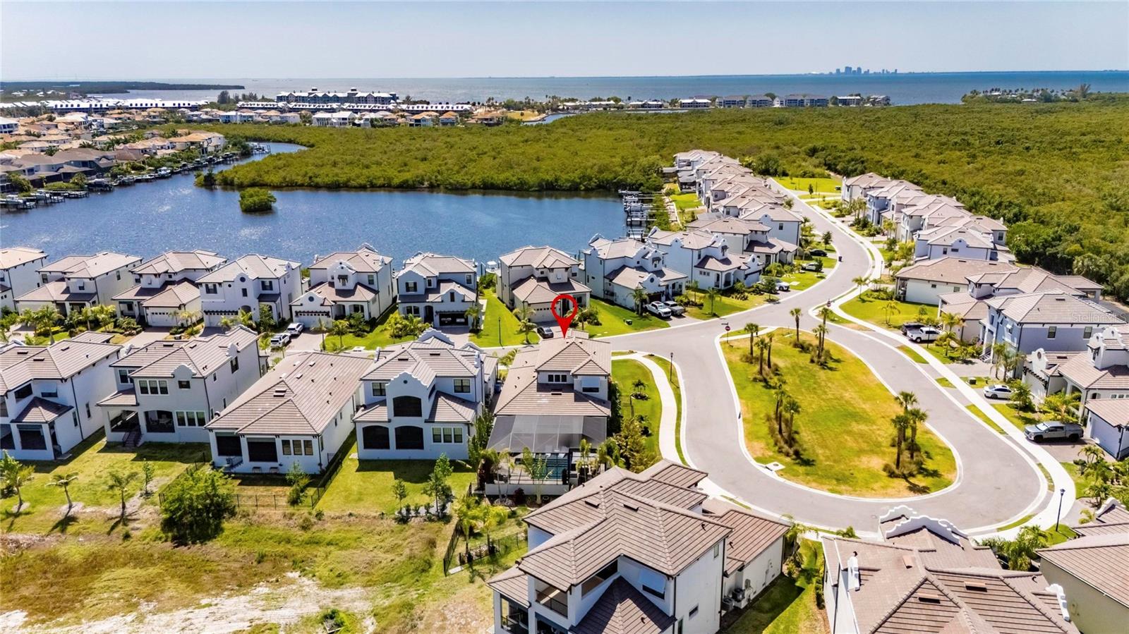 1075 SEAGRAPE DR, RUSKIN, FL, 33570