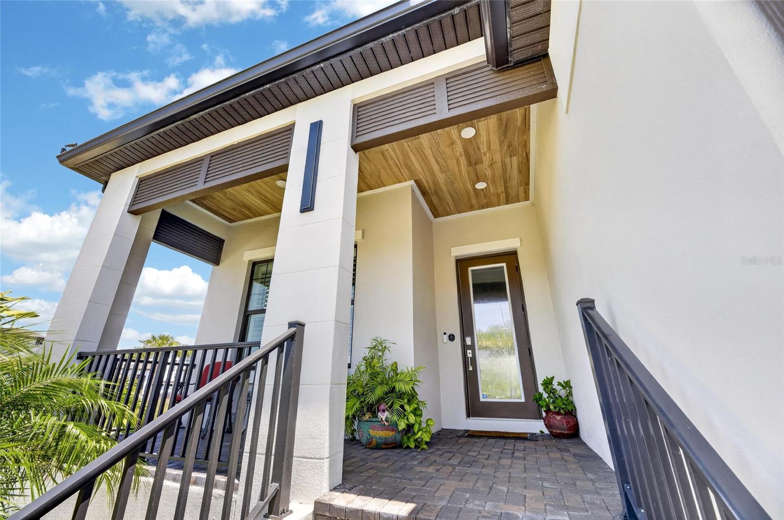 1075 SEAGRAPE DR, RUSKIN, FL, 33570