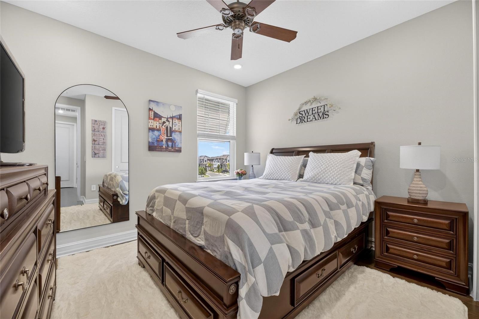 1075 SEAGRAPE DR, RUSKIN, FL, 33570